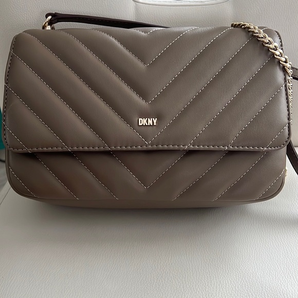 DKNY New Veronica Large Shoulder Bag Clay Gray Crossbody Purse Handbag - Picture 3 of 17